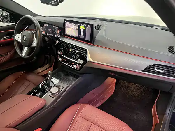 BMW 5 Series 2023