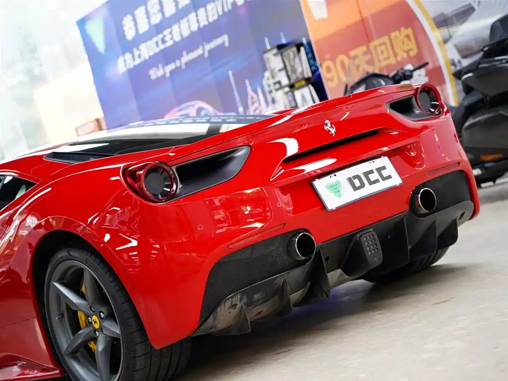 Ferrari 488 2017 — фото 2