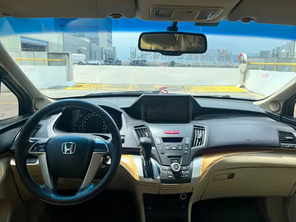 Honda Odyssey 2011