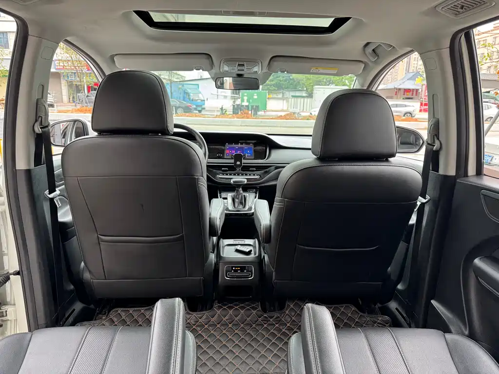 GAC Motor Trumpchi M6 2020 — фото 15