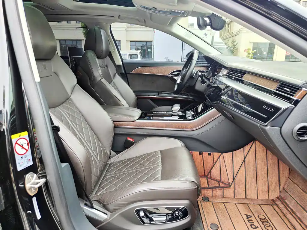 Audi A8 2021