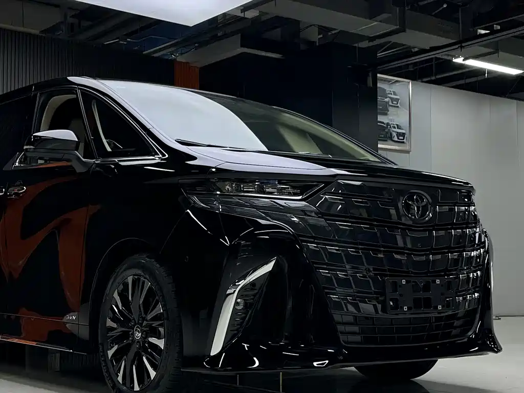 Toyota Alphard 2024 — фото 3