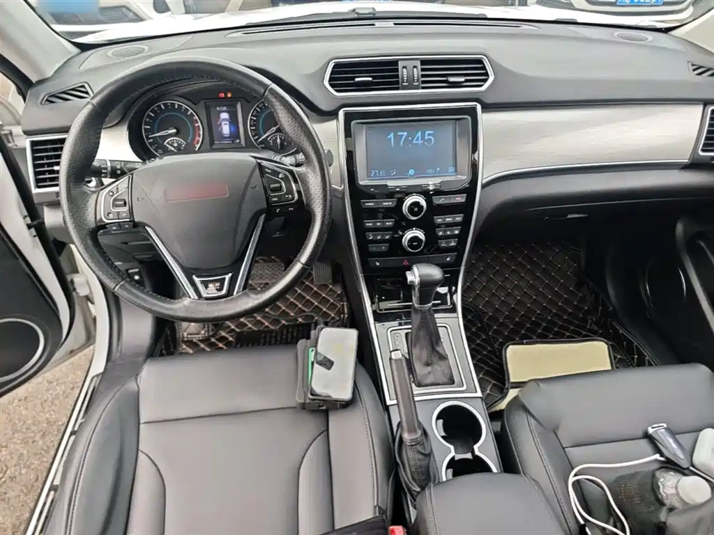 Haval H2 2015 — фото 10