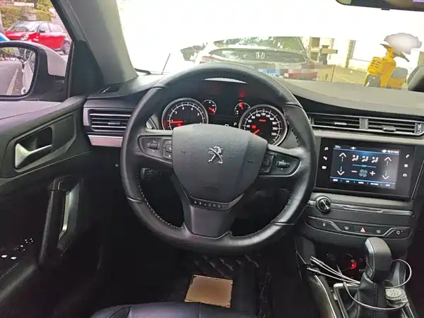 Peugeot 408 2017