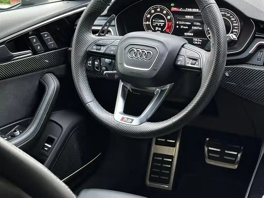 Audi RS 4 2023 — фото 20