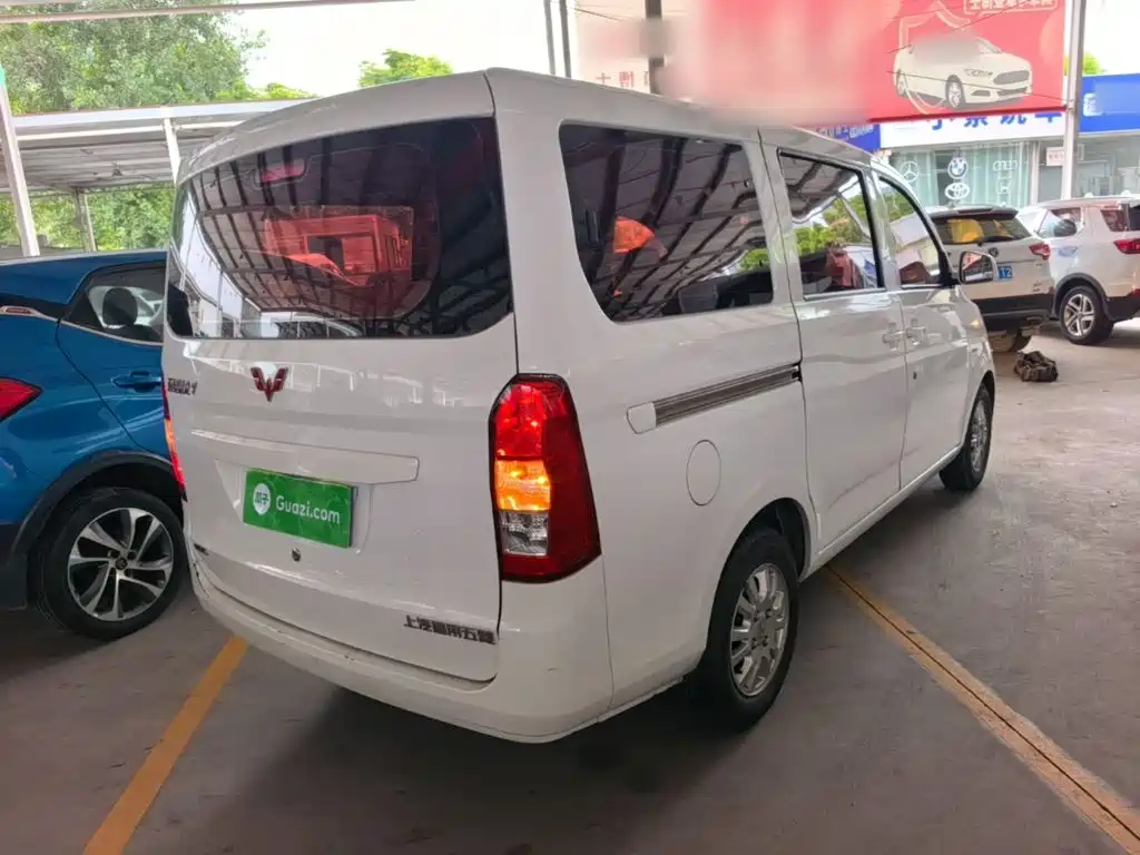 Wuling Rongguang V 2018 — фото 7
