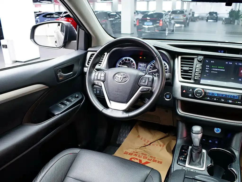 Toyota Highlander 2017
