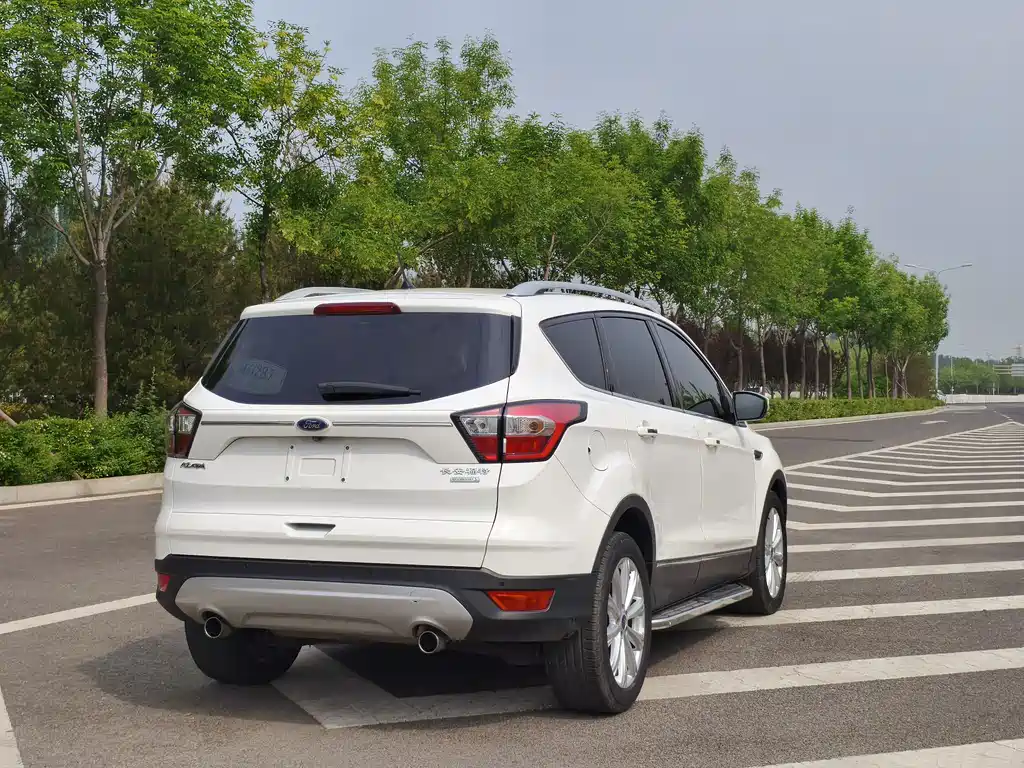 Ford Kuga 2017 — фото 6