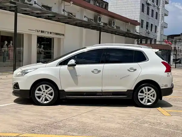 Peugeot 3008 2014