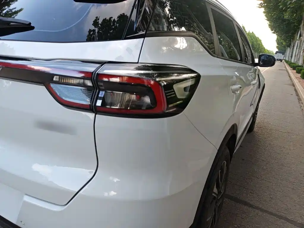 Chery Tiggo 7 PLUS 2023 — фото 8