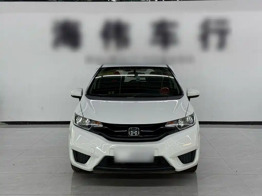Honda Fit 2018 — фото 6