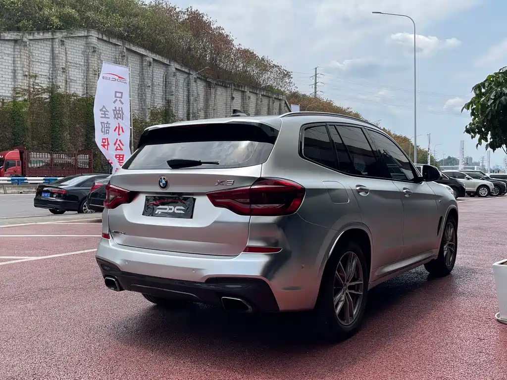 BMW X3 2018 — фото 16