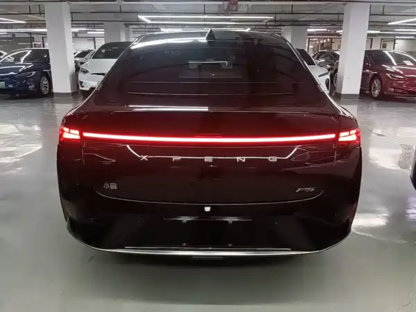 XPeng P5 2021