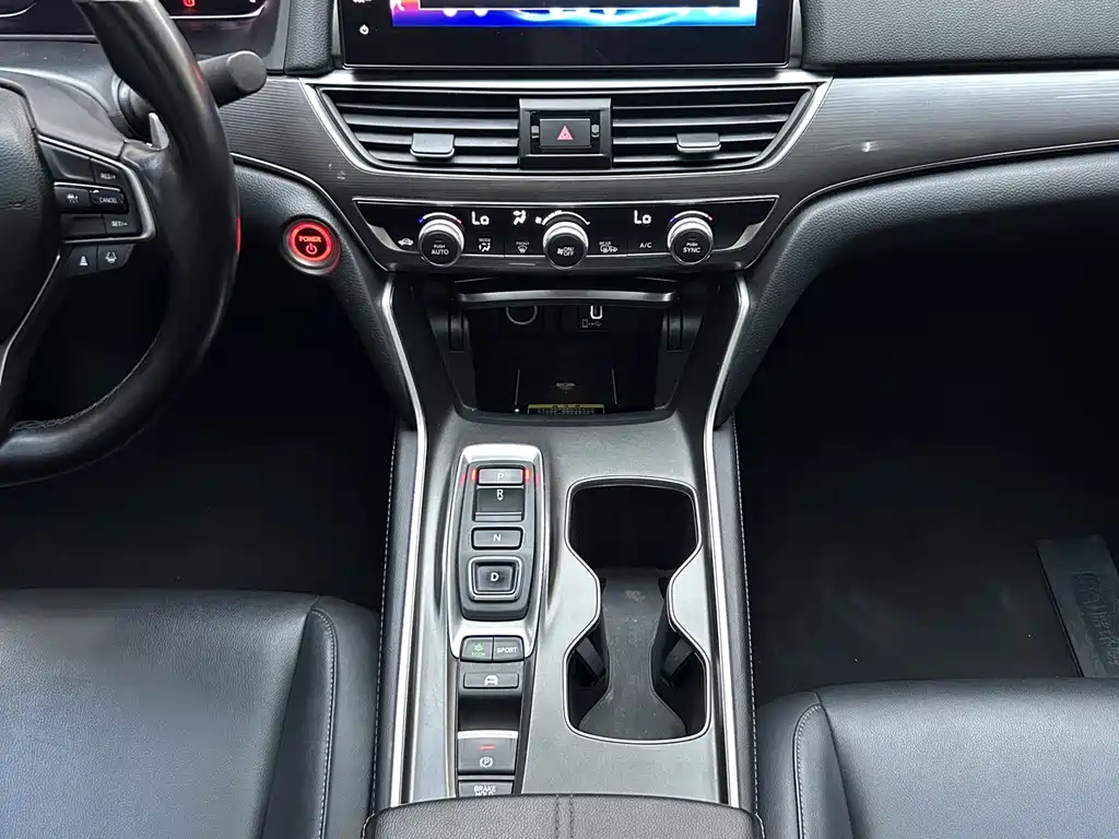 Honda Accord 2023 — фото 16
