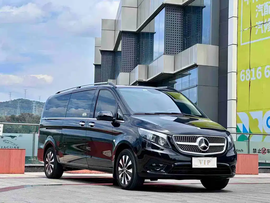 Mercedes-Benz Vito 2023 — фото 3