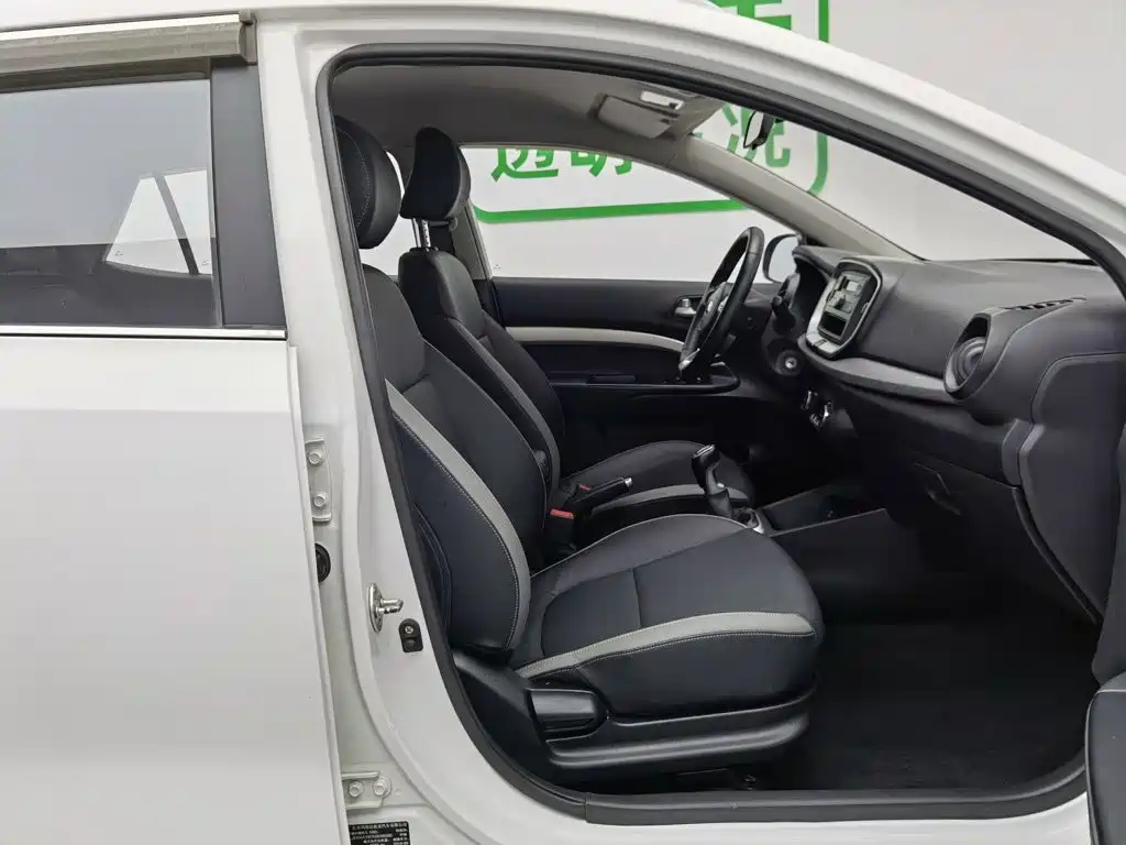 Kia KX1 2019 — фото 23