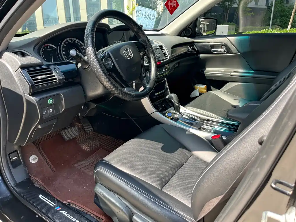 Honda Accord 2018 — фото 6