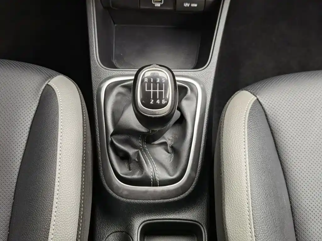 Kia KX1 2019 — фото 13