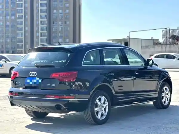 Audi Q7 2014
