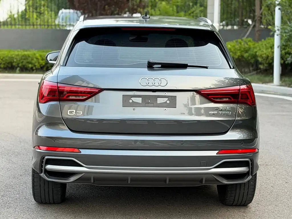 Audi Q3 2023 — фото 19