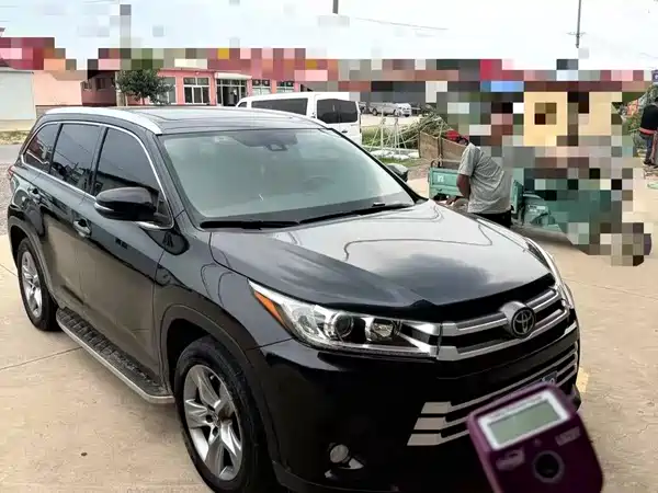 Toyota Highlander 2021