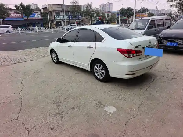 Nissan Sylphy 2012