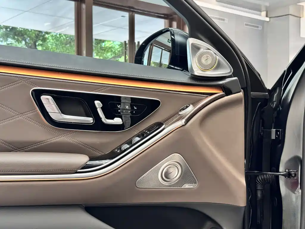 Mercedes-Benz Maybach S-Class 2022 — фото 8