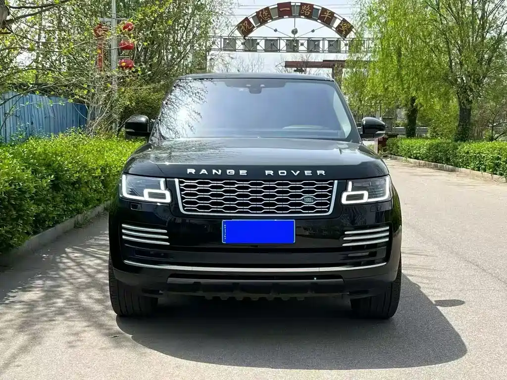 Land Rover Range Rover 2020 — фото 2
