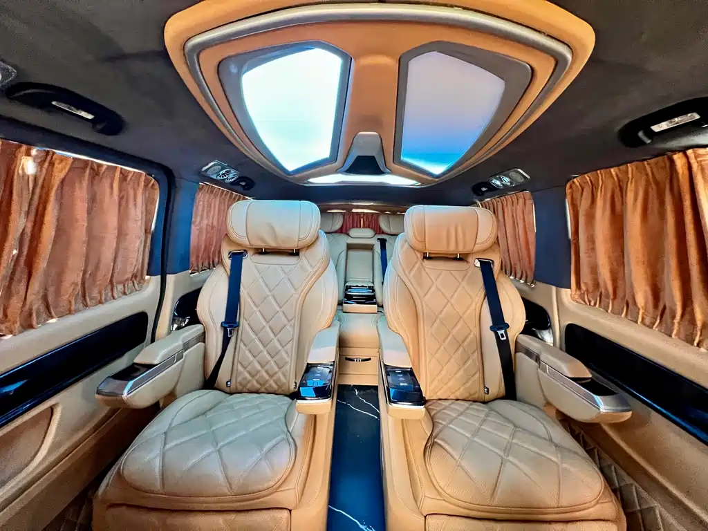 Mercedes-Benz Vito 2024 — фото 16