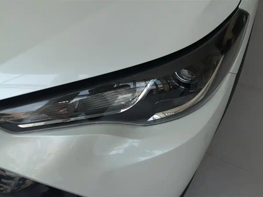 Toyota Frontlander 2024