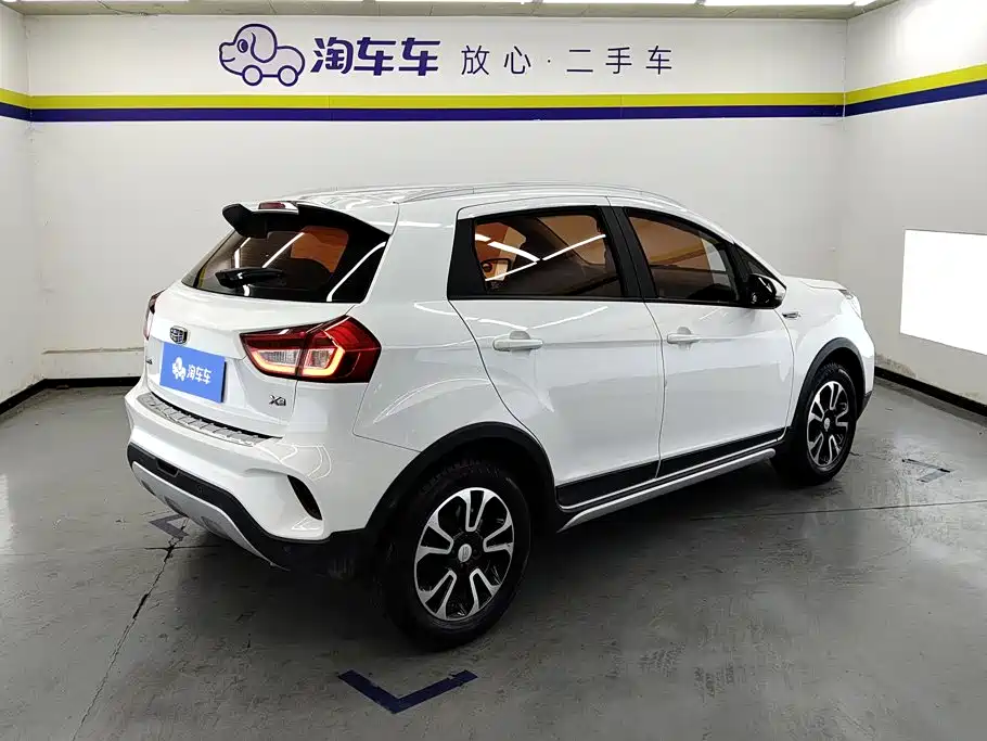 Geely Vision X3 2018 — фото 3
