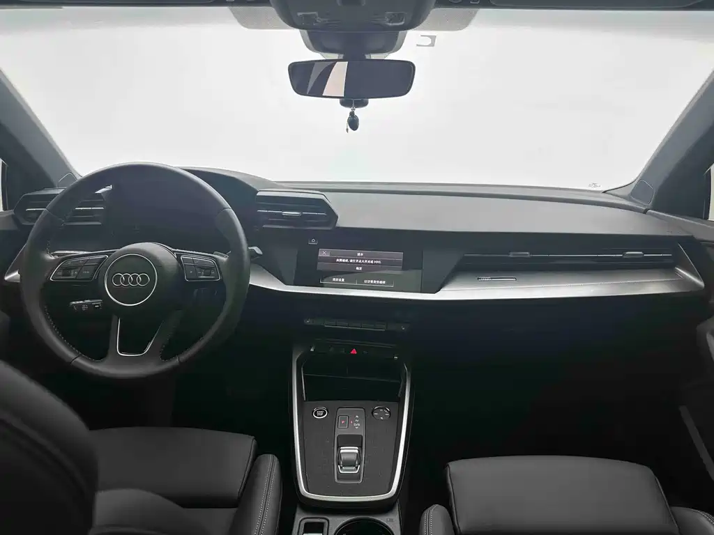 Audi A3 2021 — фото 14
