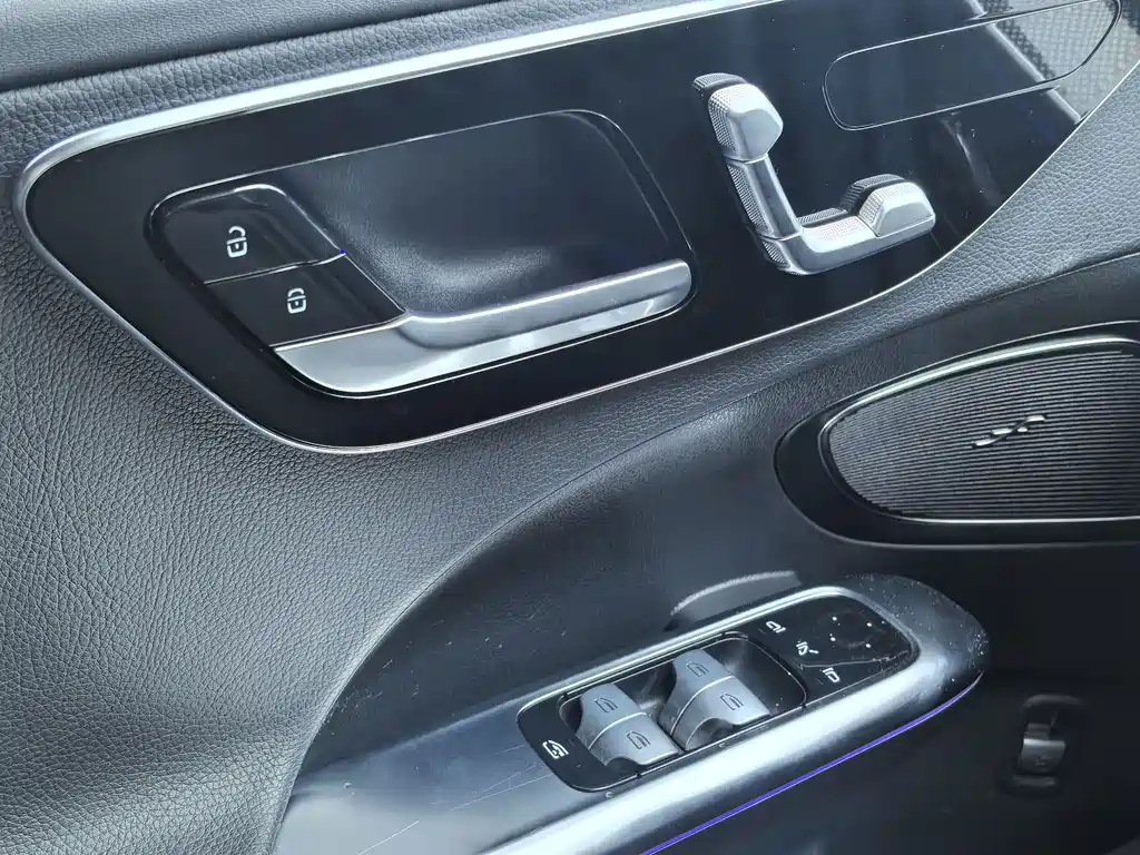 Mercedes-Benz C-Class 2021 — фото 15