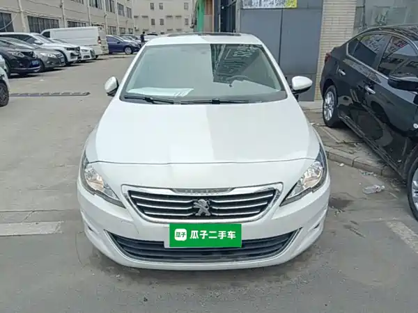 Peugeot 408 2016