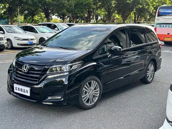 Honda Elysion 2017