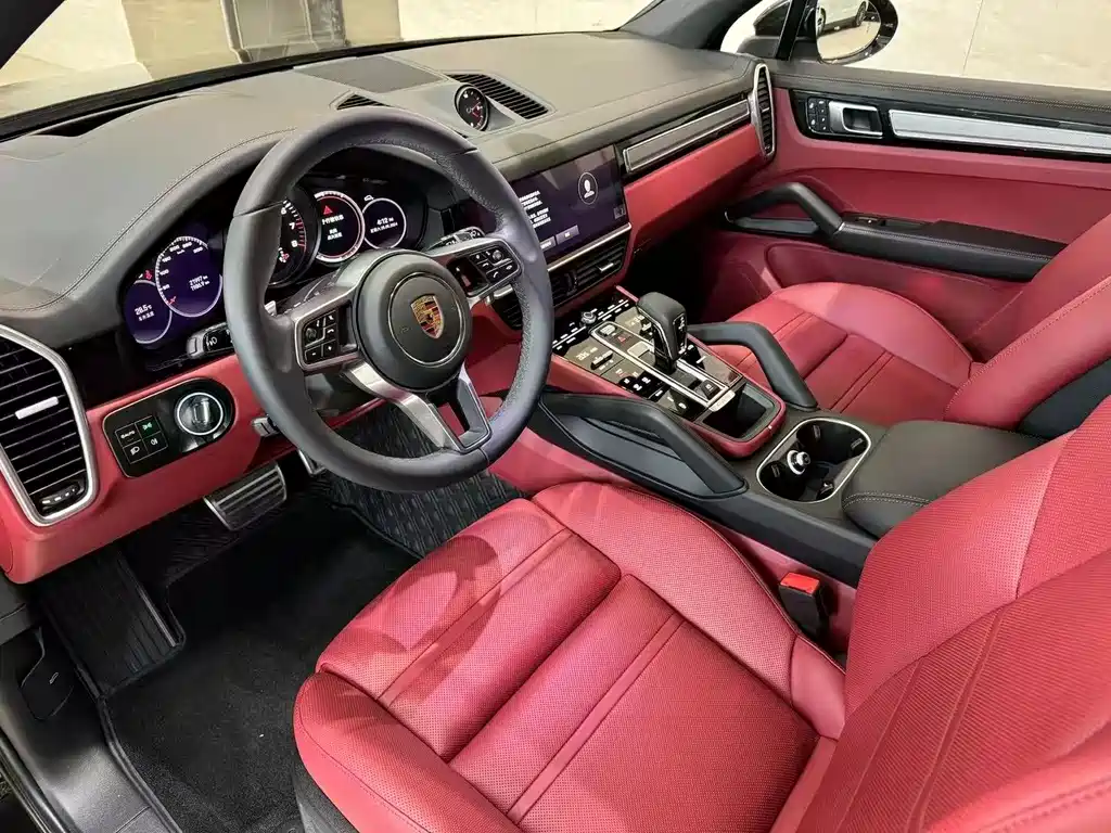 Porsche Cayenne 2023