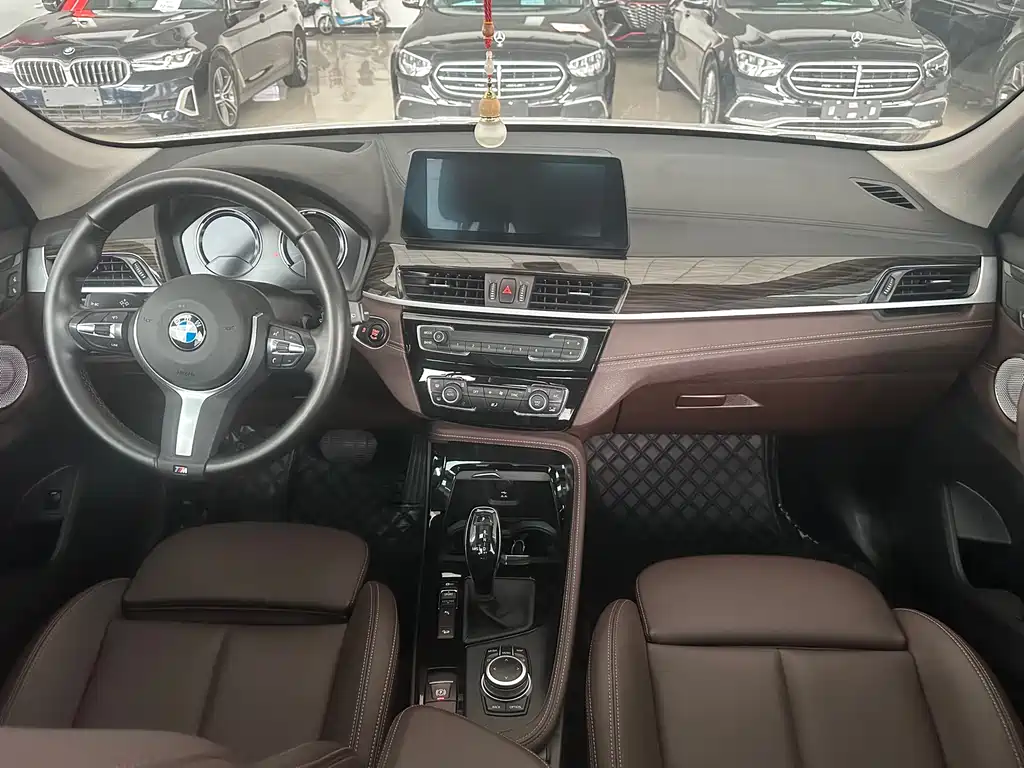 BMW X1 2021 — фото 13