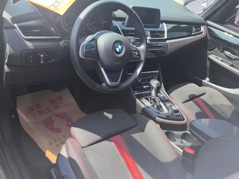 BMW 2 Series Wagon 2016 — фото 12