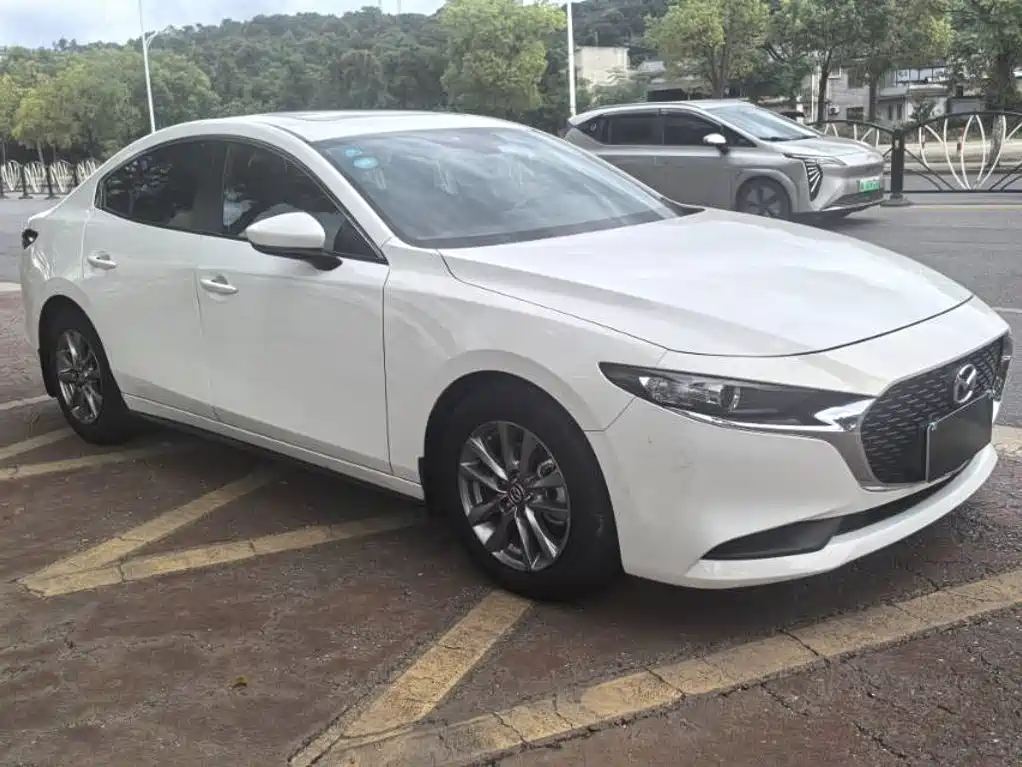 Mazda 3 Axela 2020