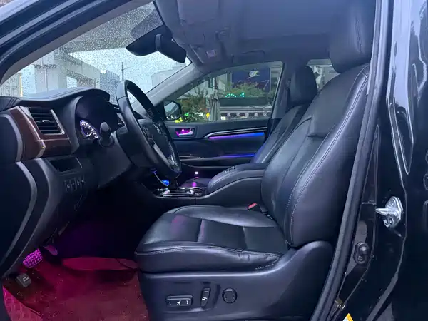 Toyota Highlander 2018