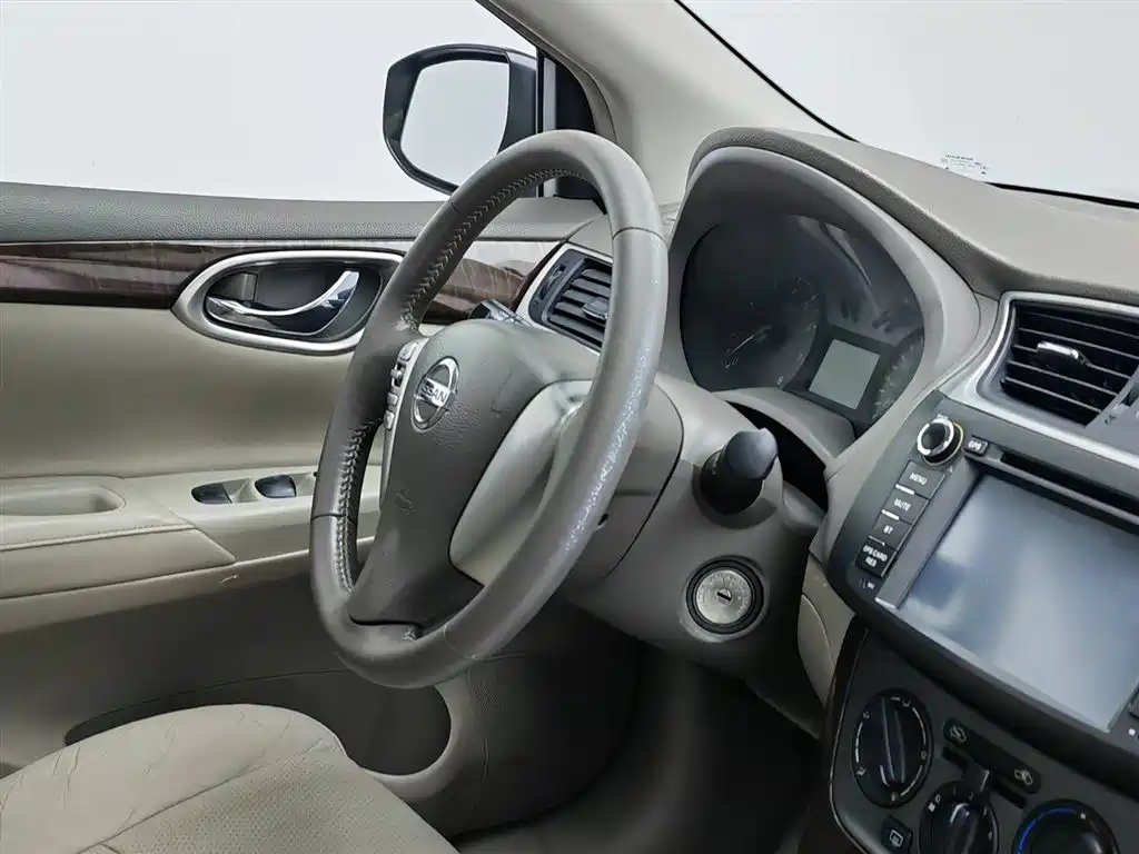 Nissan Sylphy 2013 — фото 22
