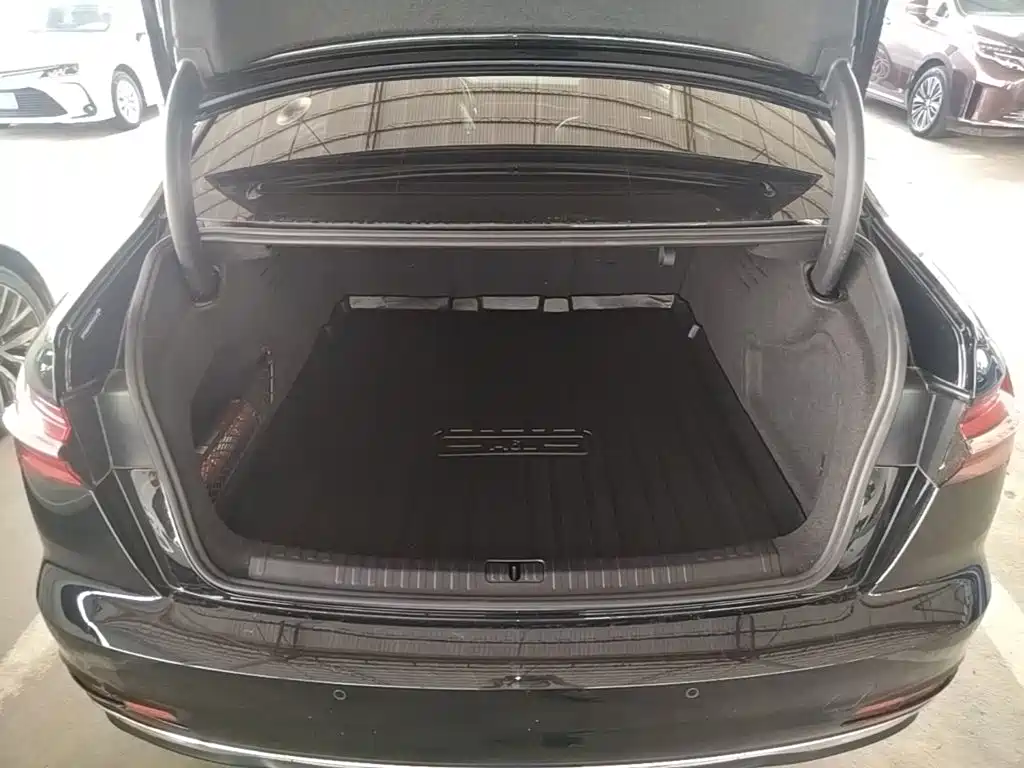 Audi A6L 2023 — фото 19