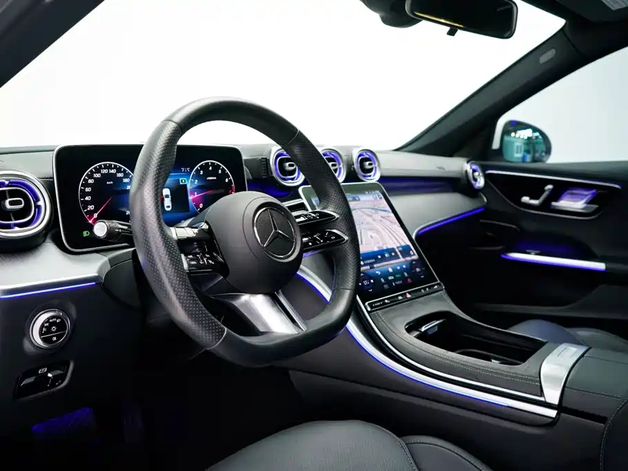 Mercedes-Benz C-Class 2023 — фото 26