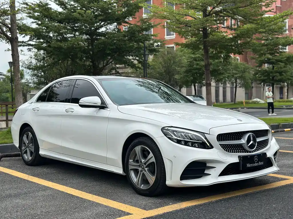 Mercedes-Benz C-Class 2018 — фото 3