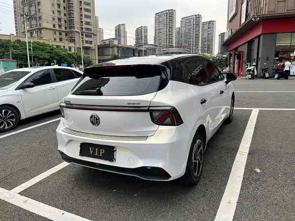 MG MG4 2025