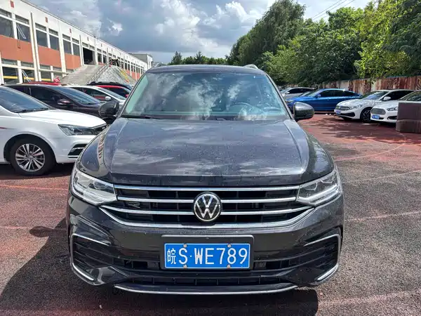 Volkswagen Tiguan L 2024