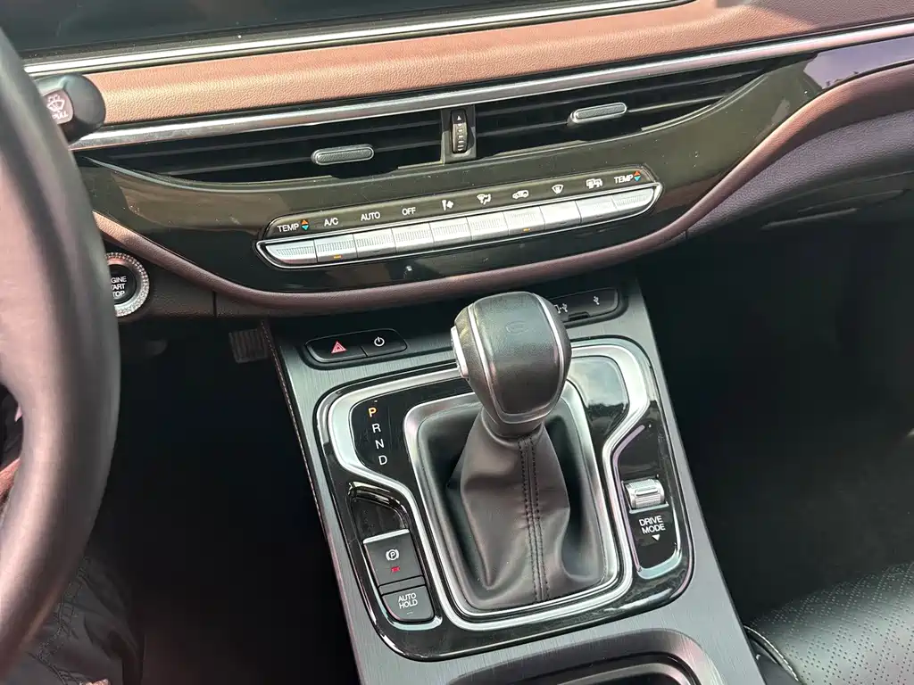 GAC Trumpchi M6 2022 — фото 14