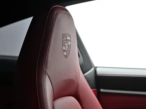 Porsche 911 2024
