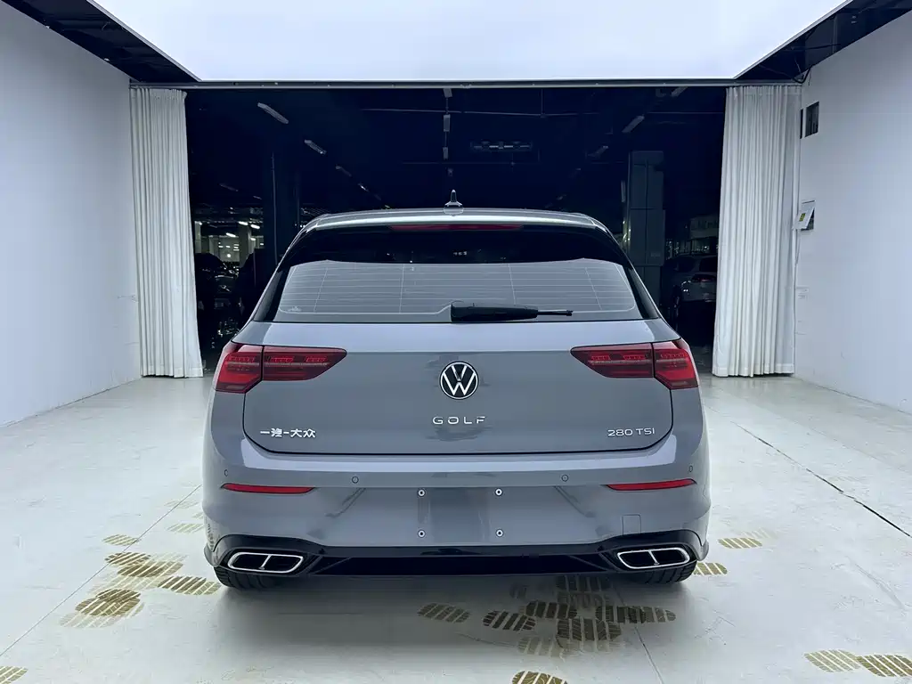 Volkswagen Golf 2023