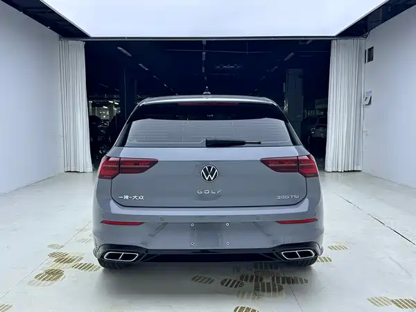 Volkswagen Golf 2023